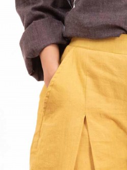 Unisex Pleated Loose Trouser | MUSTARD